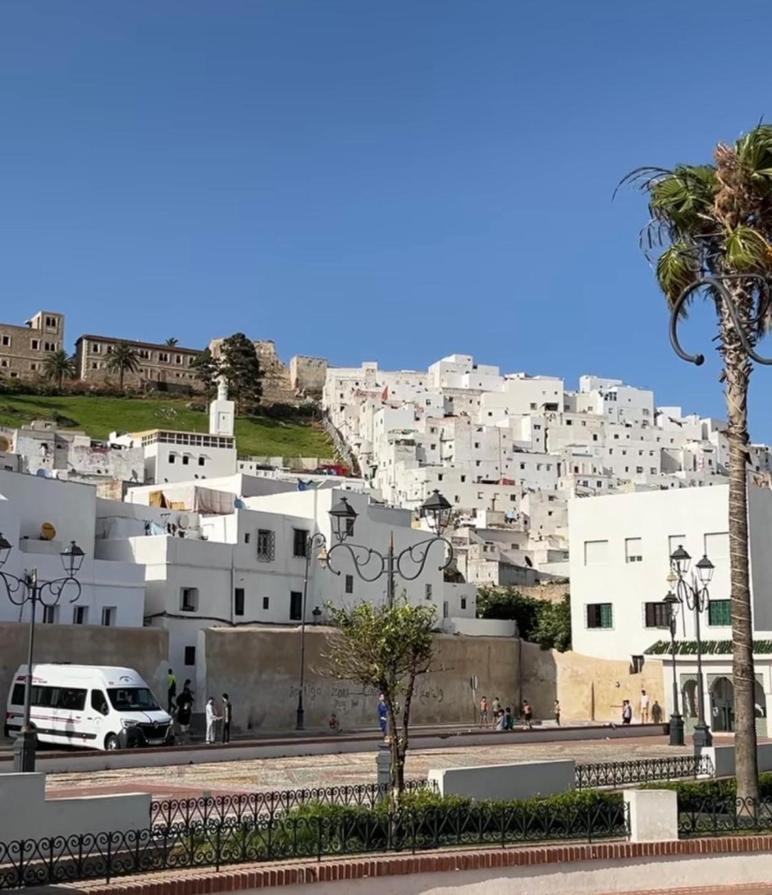Joli Appart Avec Terrasse Au Centre Ville Tétouan Εξωτερικό φωτογραφία