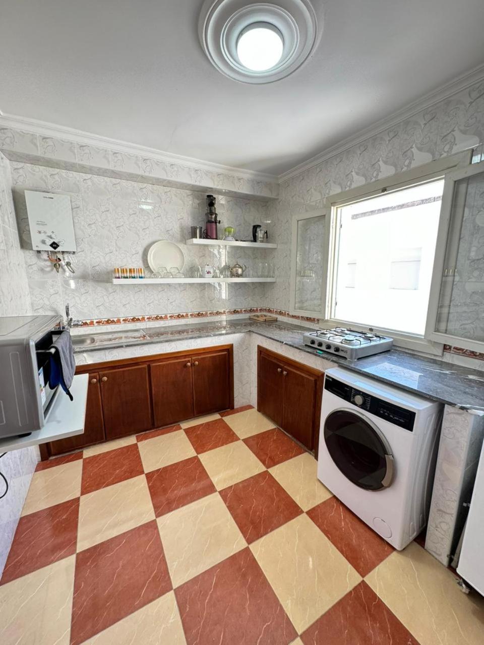 Joli Appart Avec Terrasse Au Centre Ville Tétouan Εξωτερικό φωτογραφία