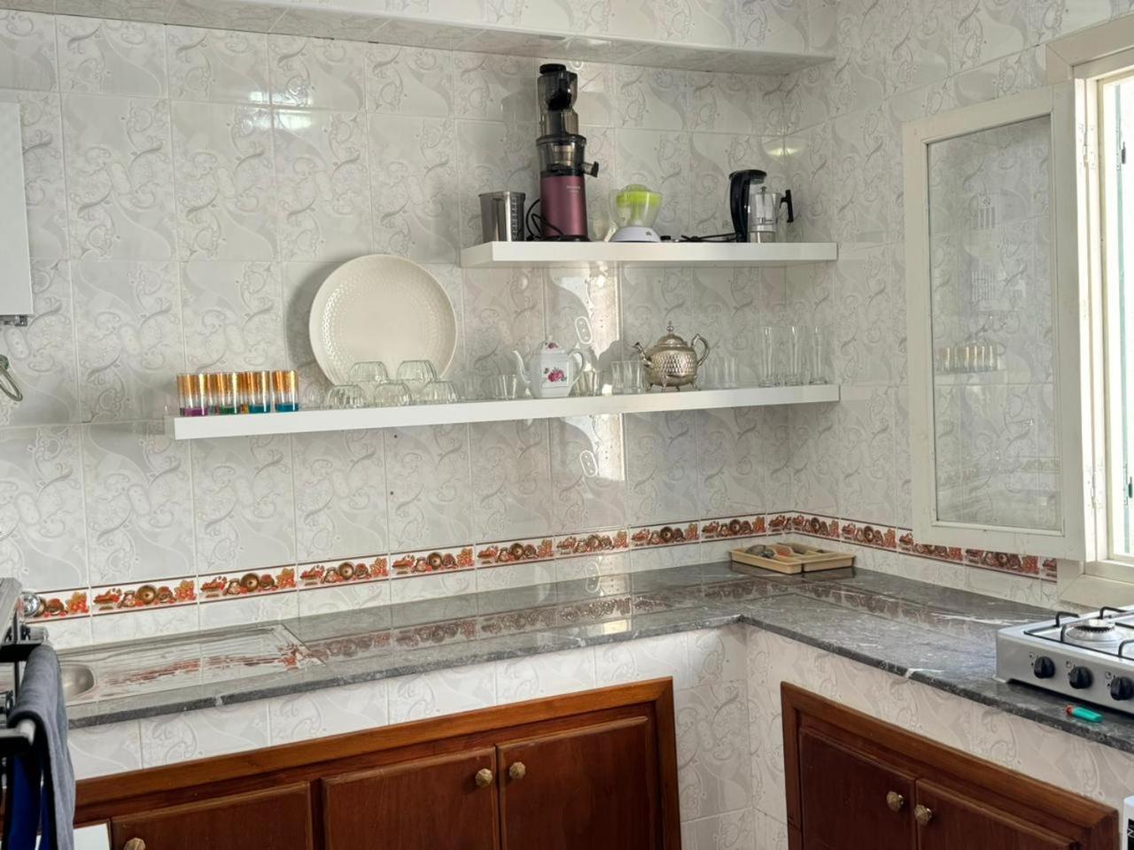 Joli Appart Avec Terrasse Au Centre Ville Tétouan Εξωτερικό φωτογραφία