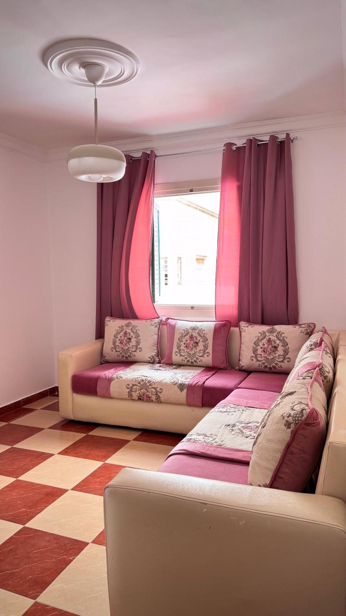 Joli Appart Avec Terrasse Au Centre Ville Tétouan Εξωτερικό φωτογραφία