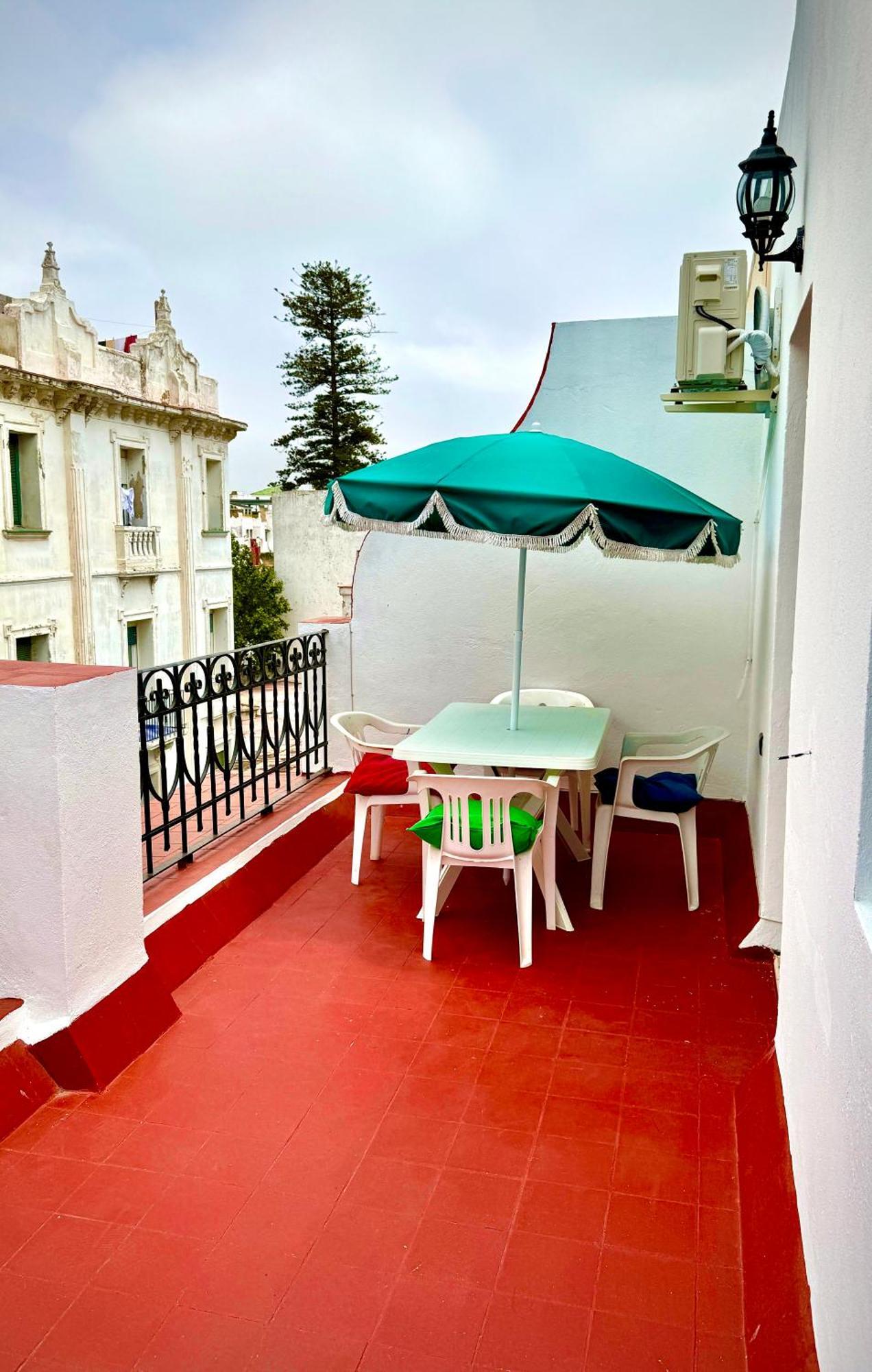 Joli Appart Avec Terrasse Au Centre Ville Tétouan Εξωτερικό φωτογραφία